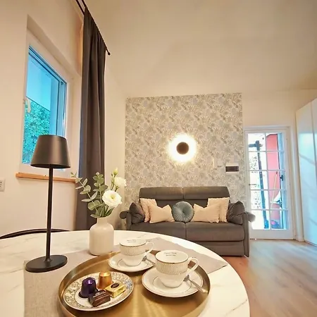 Tiny Park House شقة *